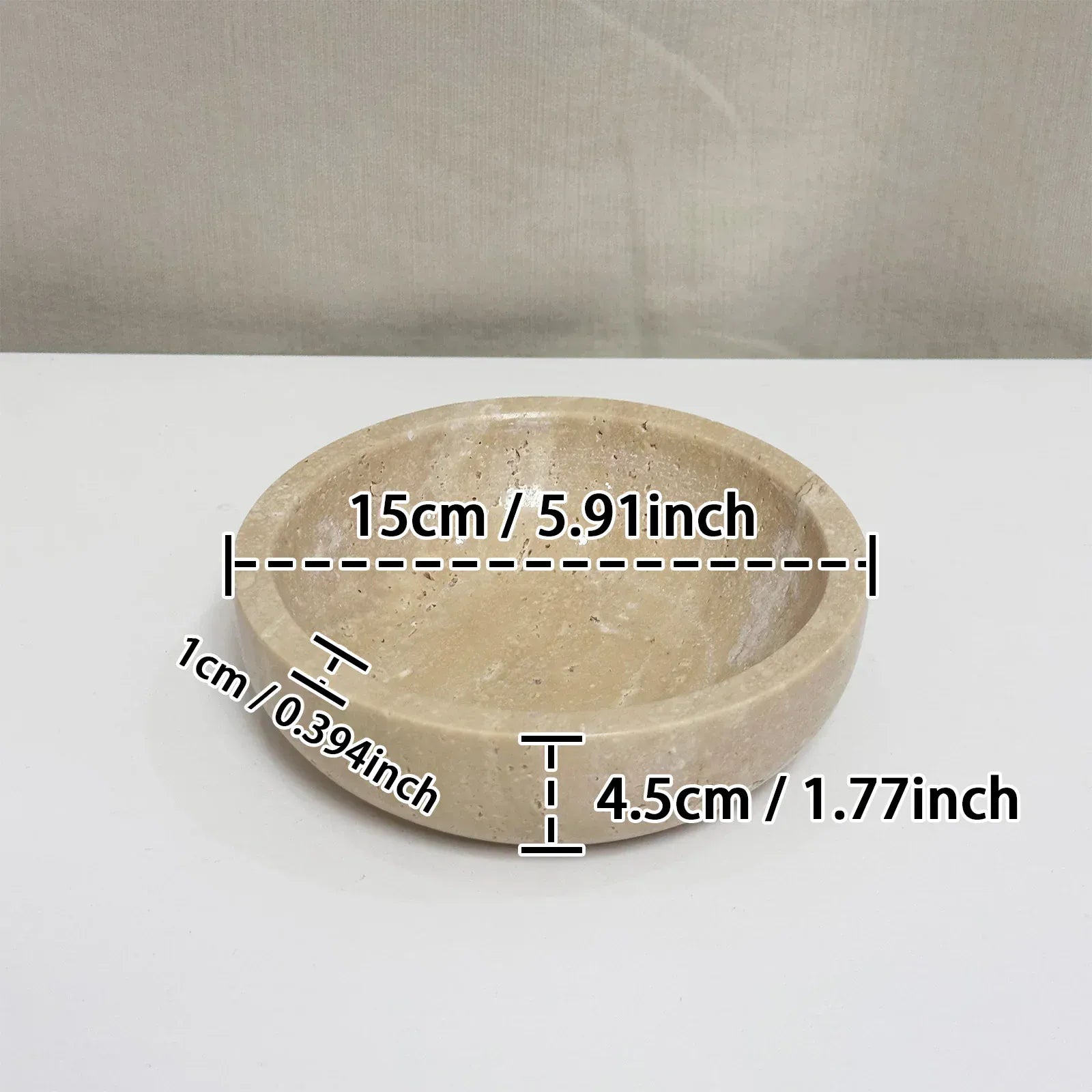 Vase en marbre rond et large