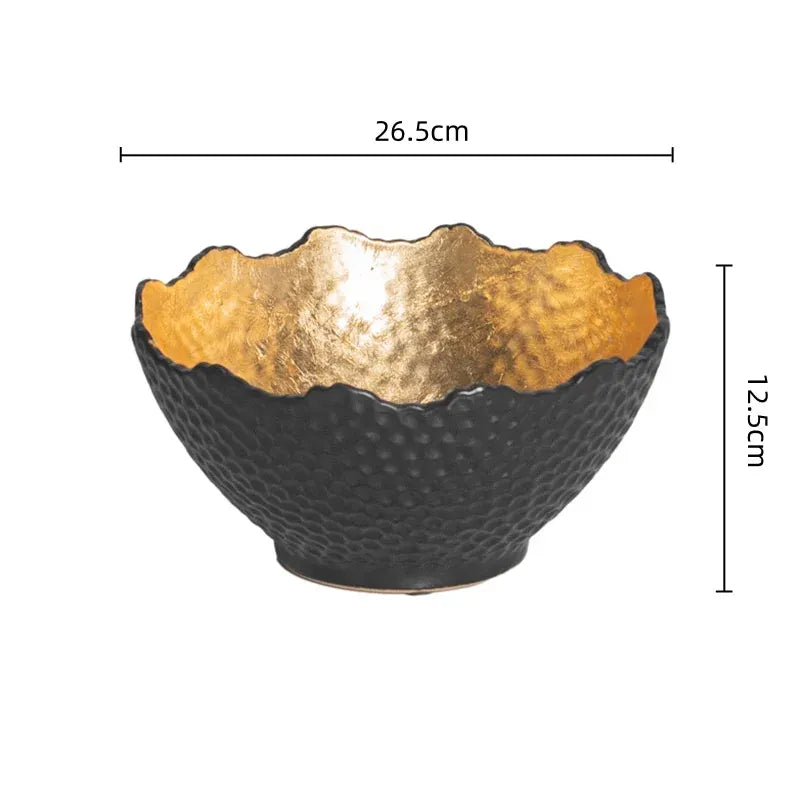 Vase en céramique noir doré en forme de coquille