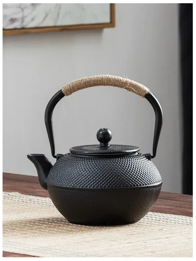 SOULOMIA Théière japonaise en fonte 900 ml – Motif fleurs de cerisier avec filtre à thé